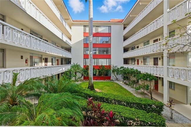 Photo - 2630 Pearce Dr Unidad 208