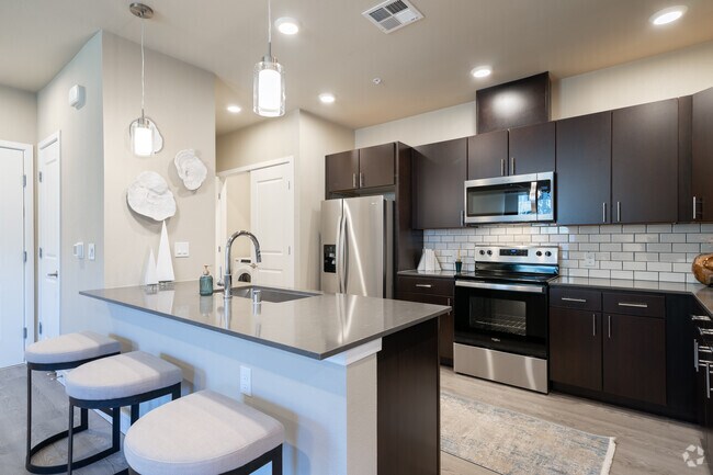 1HAB, 1BA - A4 - Cocina - 532 Luxury Apartments