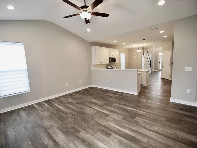 Photo - Charming 4 beds 3 baths in Powell! House