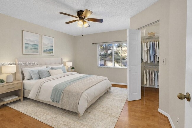 Photo - 2142 Madeira Dr