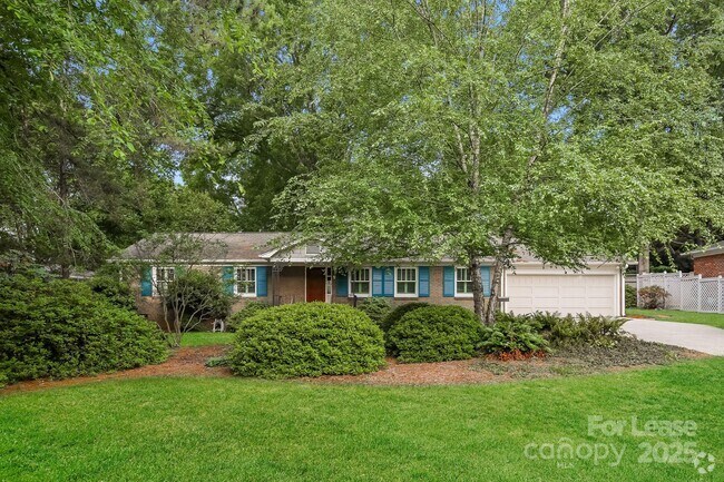 Building Photo - 421 Blairmore Dr Rental