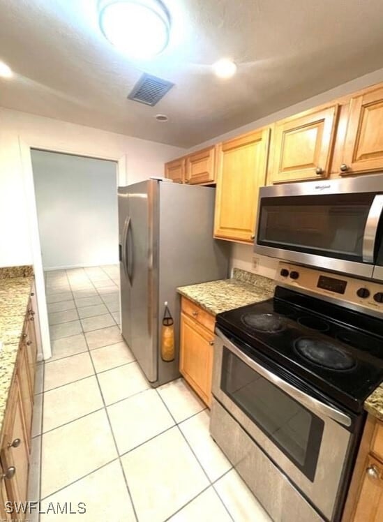 Building Photo - 1849 Maravilla Ave Unit C2 Rental