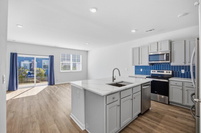 Photo - 6668 Lemon Ln