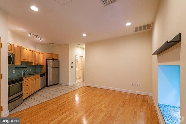 Building Photo - 415 S 19th St Unit 2F Rental