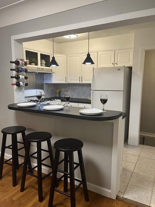 Photo - 4017 W Kearsley St