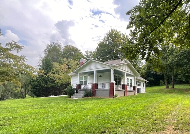Building Photo - Very nice 2 bed/1 bath home - Morristown