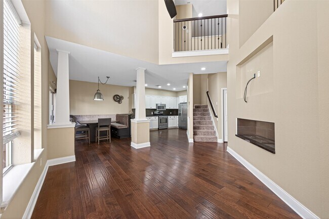 Photo - 65 Scarlet Woods Ct