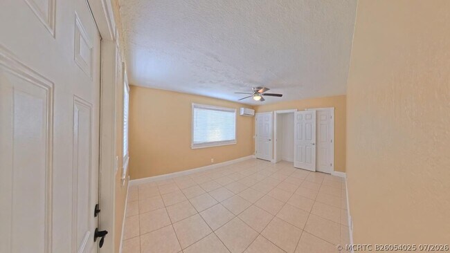 Photo - 407 NW 7th St