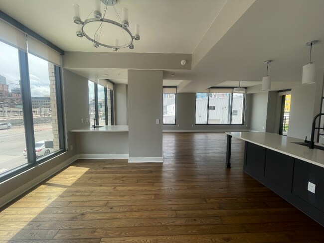 Photo - 850 Bannock St