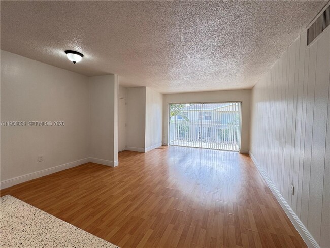 Photo - 4154 NW 79th Ave Unit 2B