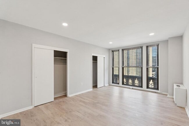 Photo - 135 S 19th St Unit 1203