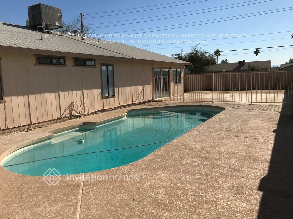 Photo - 4102 N 85th Dr