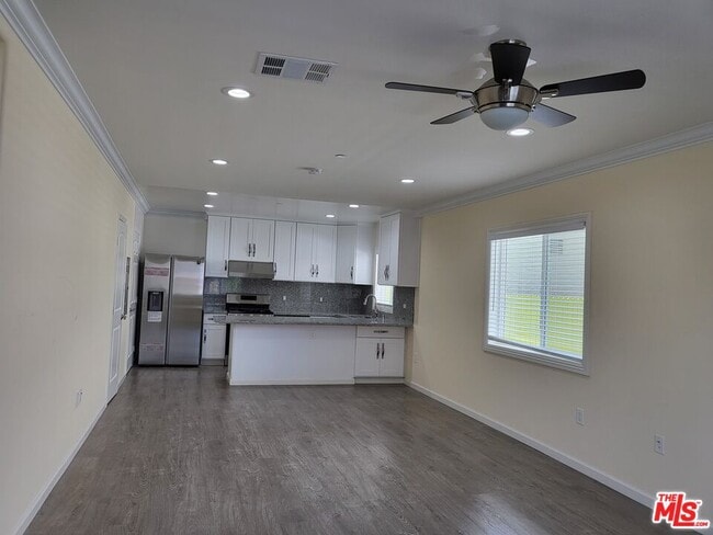 Photo - 2758 W 12th St Condo