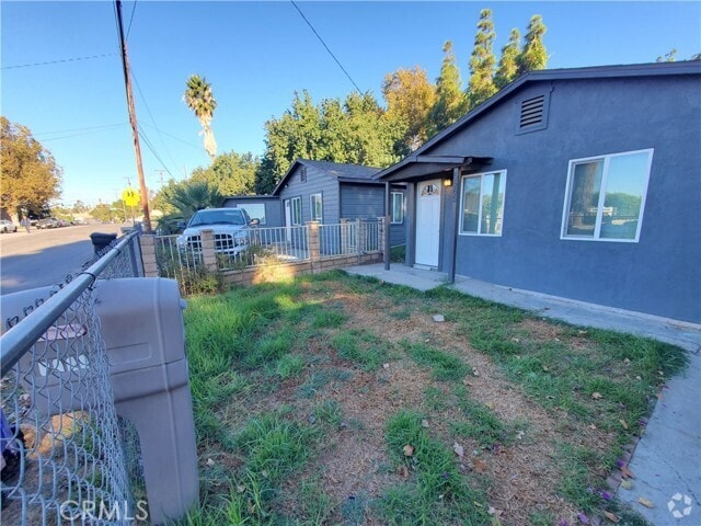 Building Photo - 5565 34th St Rental