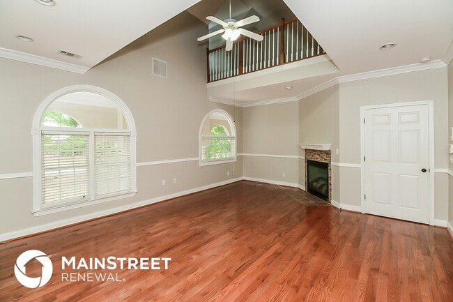 Photo - 130 Greenfield Cir