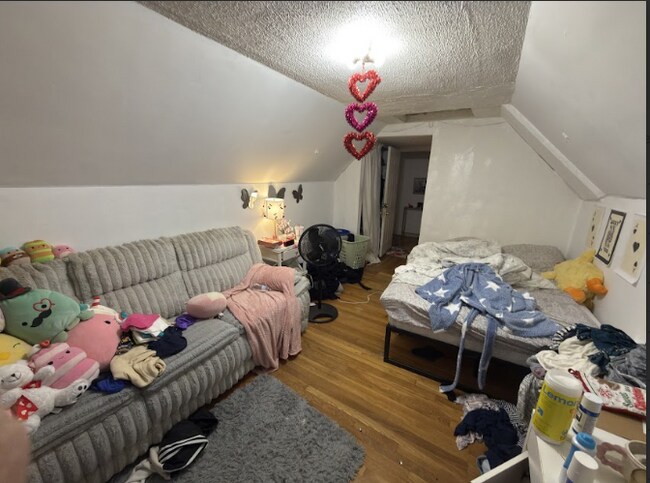 Photo - 26 Greylock Rd Unit 3