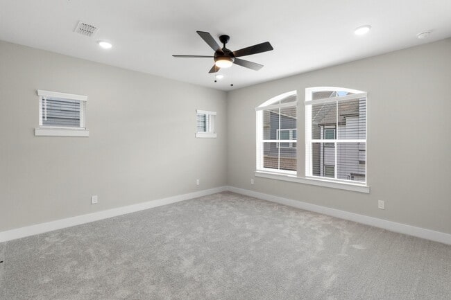 Building Photo - 16030 Mason Run Dr Rental