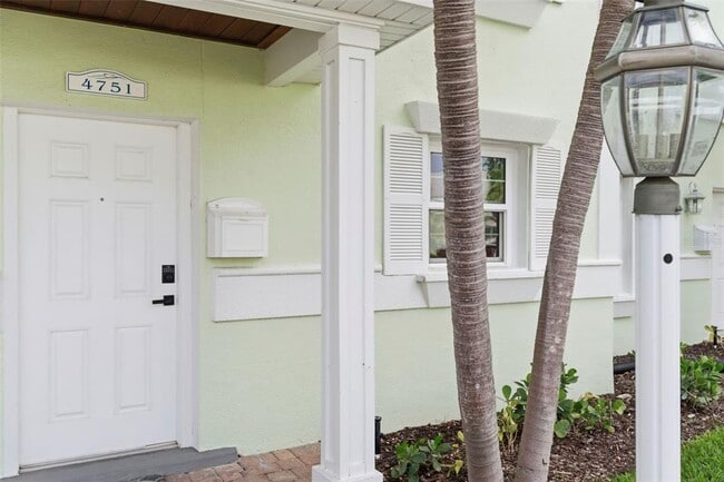 Photo - 4751 Coquina Key Dr SE