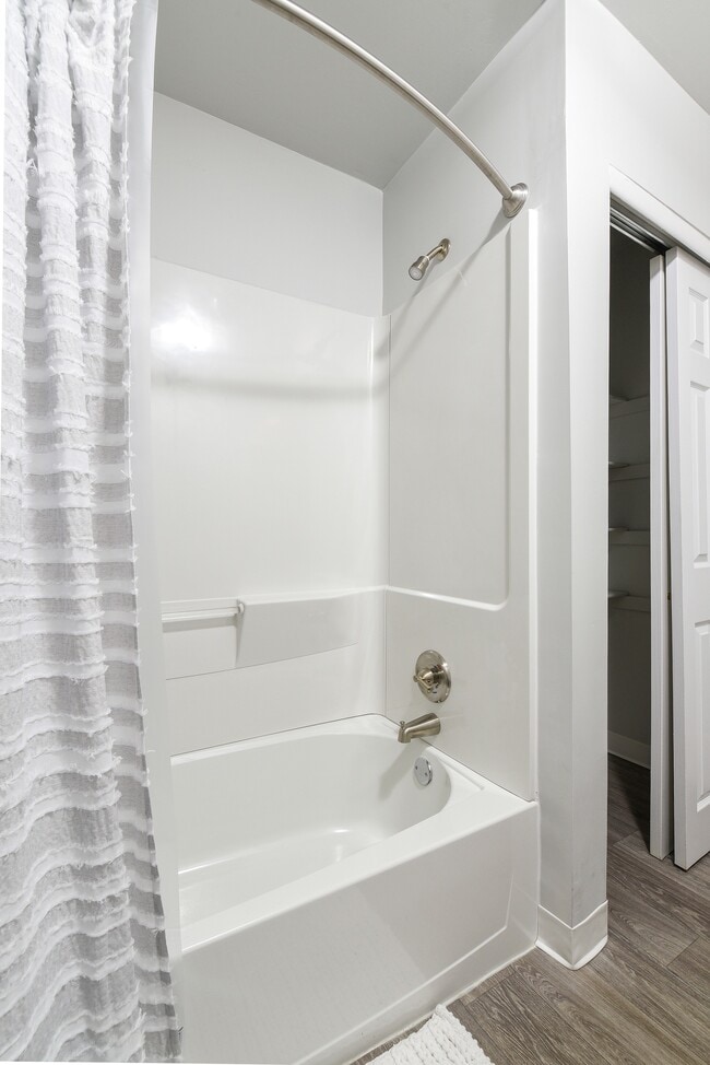 Stonybrook Apartments Deptford, NJ