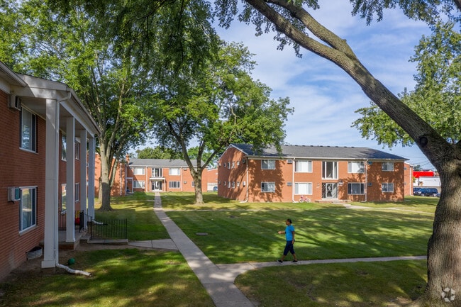 Photo - Livonia Apartments