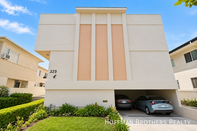 329 S Doheny Dr Unidad 1