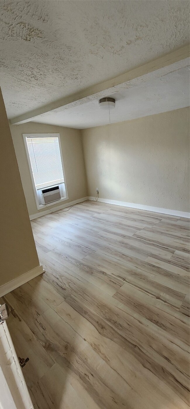 Photo - 804 Graceland St