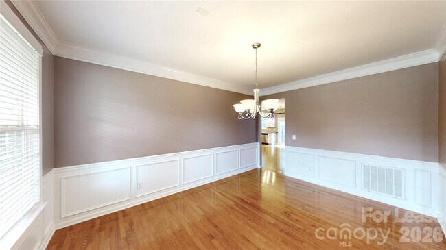 Photo - 1505 Aringill Ln