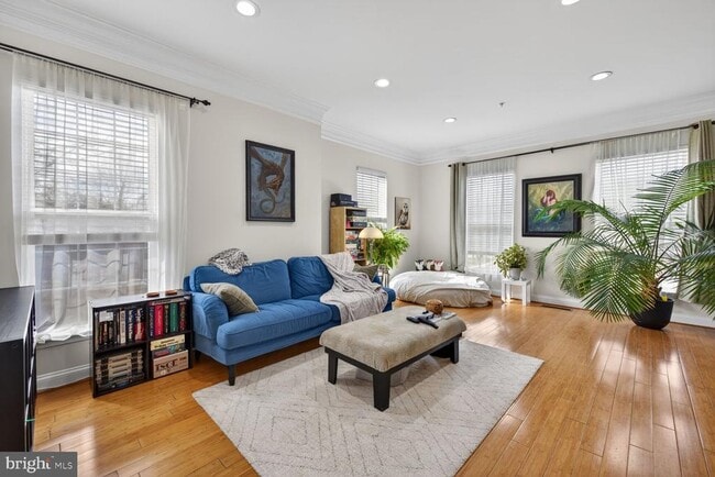 Photo - 102 Pasture Side Pl