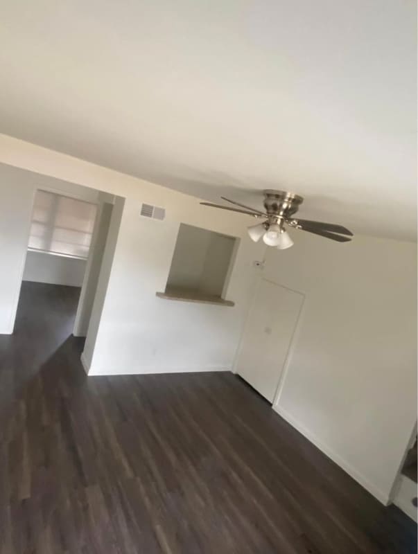 Photo - 424 Dawson Cir