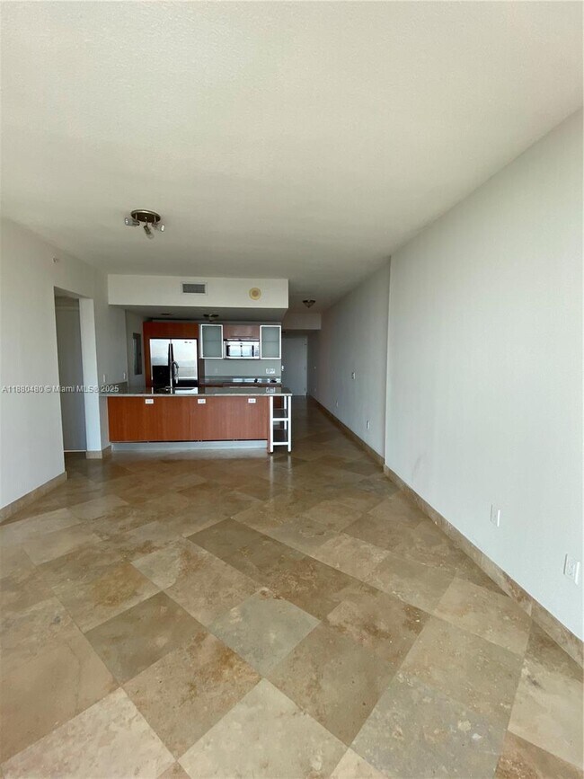 Photo - 185 SW 7th St Unit 3902