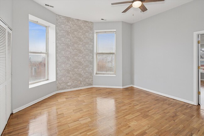 Photo - 1635 S Christiana Ave Unit 3