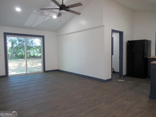 Photo - 1379 Sam Craven Rd