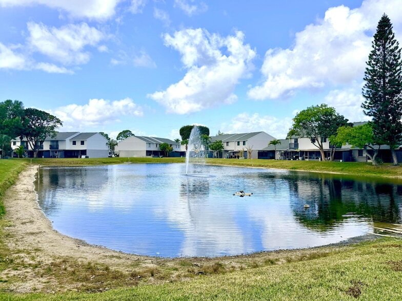 Photo - 2305 Seaside Dr