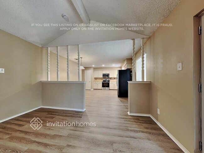 Building Photo - 6410 Walnut Springs Dr