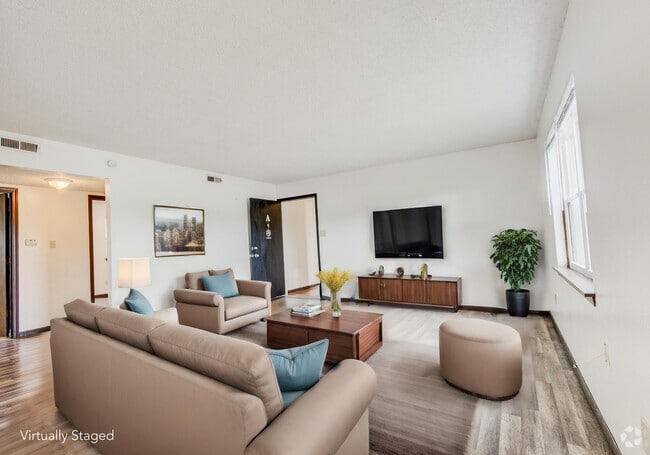 Building Photo - 406 W Southampton Dr Unit A Rental
