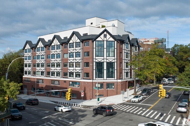 Building Photo - 241-15 Northern Blvd Unit 6I Rental