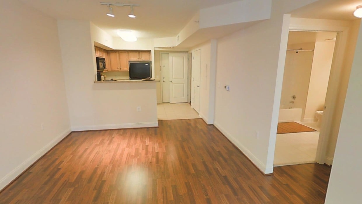 Photo - Mass Court Apartments