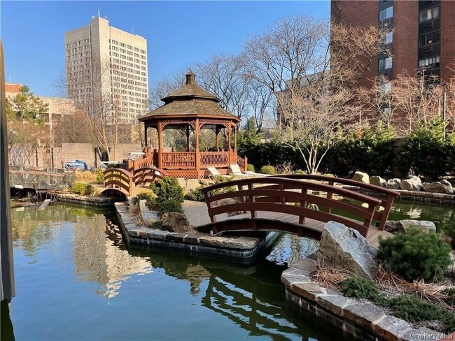 Photo - 4 Martine Ave Unit 814