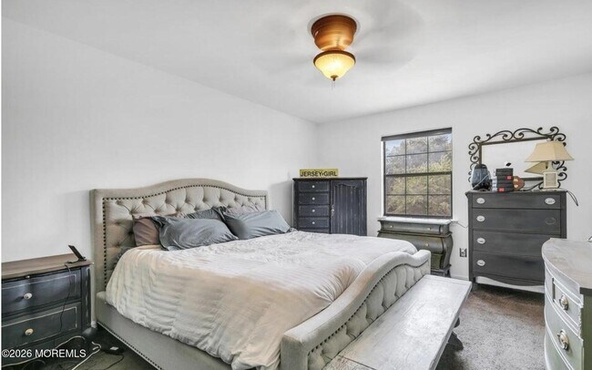 Photo - 1128 Sawmill Rd