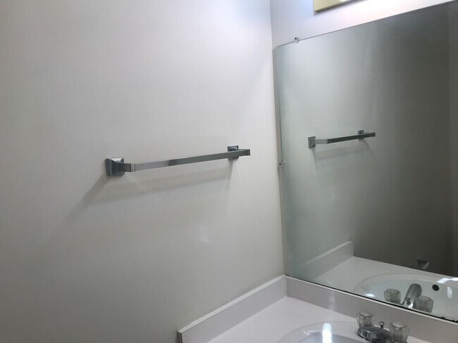 408 Alta Ln Unidad 408 Alta Lane #01