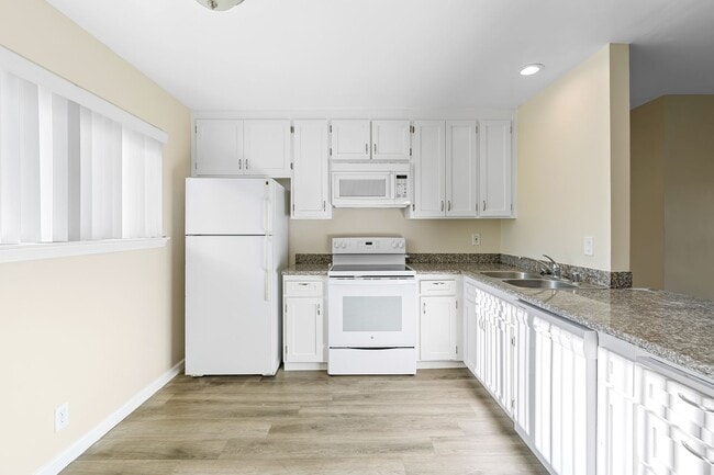 Photo - 1356 Monte Vista Ave Unit 4