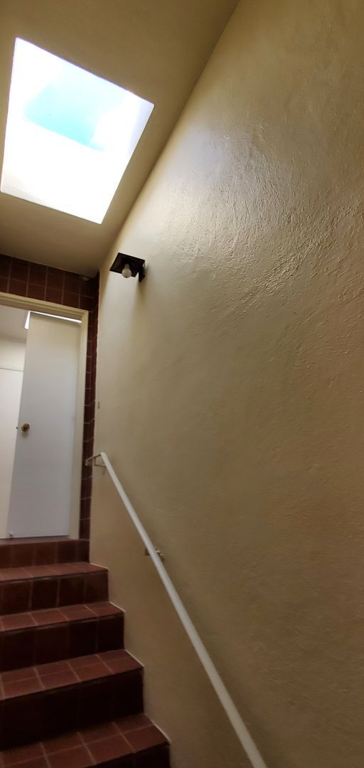 Photo - Beautifully Renovated Vintage  2 bedroom 2...