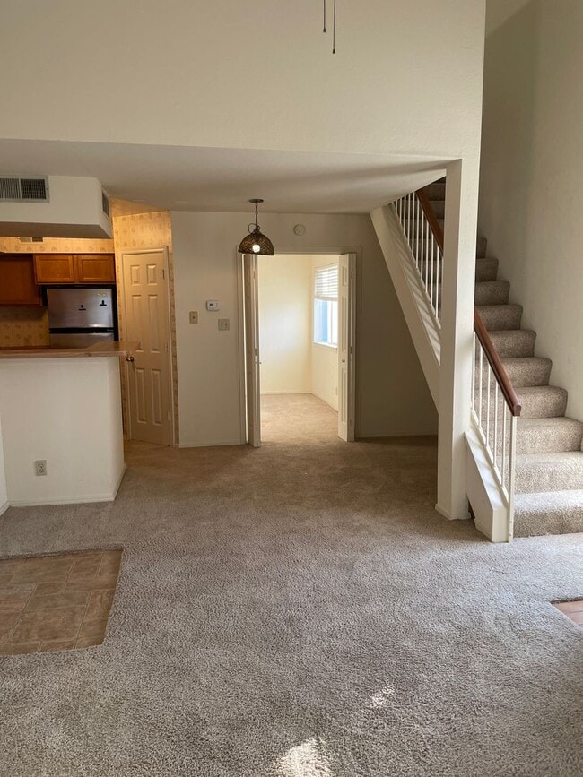 Photo - 2 bedroom 2 full bath loft condo, washer and dryer included