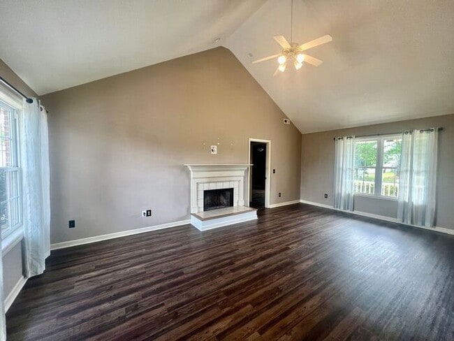 Photo - 3BR/2Bath/1 Garage/Fenced! Quail Woods community in the poplar Gorden Rd, North Wilmington area