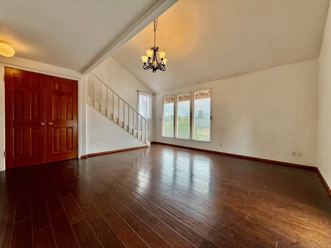 Photo - SCHEDULE A SHOWING TODAY TO VIEW THIS CHARMING APRATMENT IN PRINEVILLE!! Unit 1