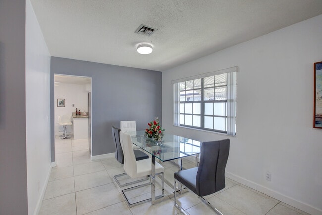 Photo - 418 SE 4th St