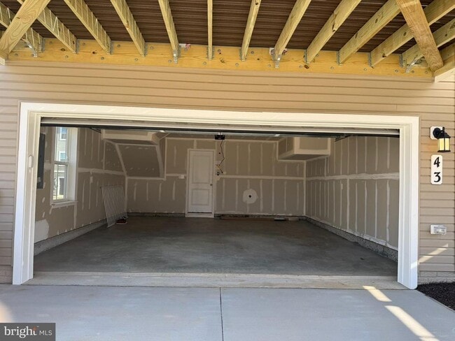 Building Photo - 43 Rolling Branch Dr