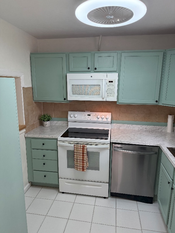 Photo - 2421 N Oleander Ave Unit Apt 3