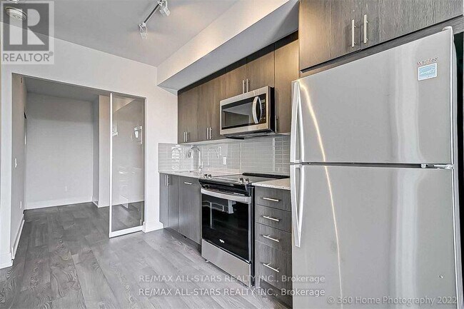 Photo - 2550 Simcoe St N Unit 214