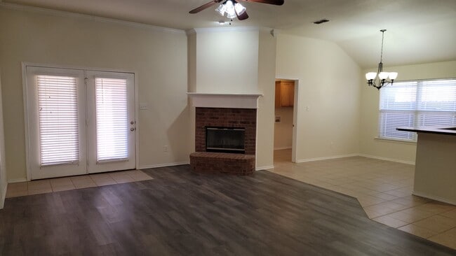 Photo - Spacious 4/2/2 - Cooper School District